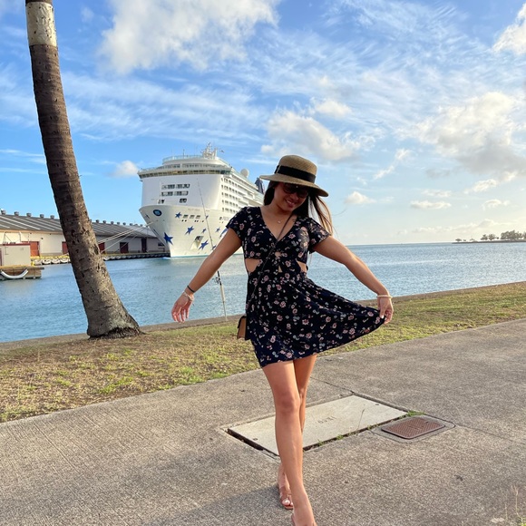 Meet your Posher, Kris! - Picture 4 of 17